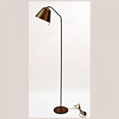 trivy-straight-floor-lamp